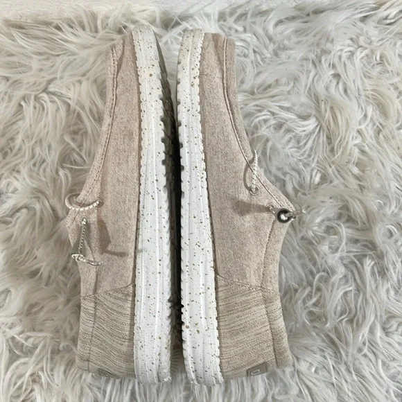 HEY DUDE WALLY FUNK WHEAT SHOES SIZE 11 - Picture 9 of 12